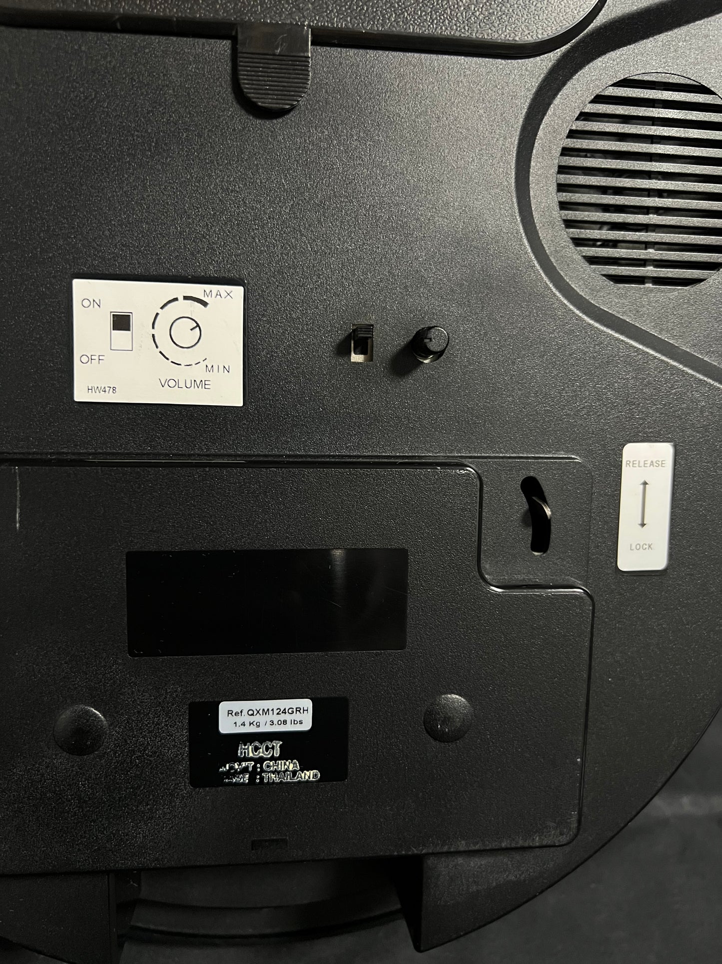 Seiko QXM124GRH "Music Disc Figurines" Melodies in Motion Musical Moving Wall Clock with Popular Music