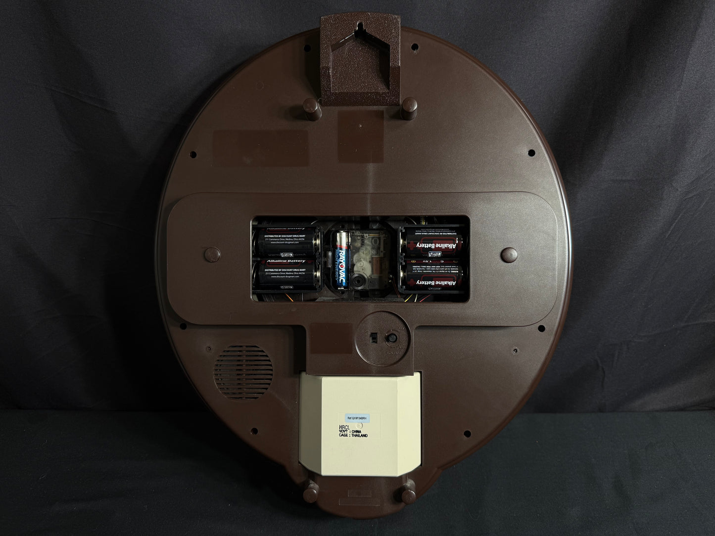 Seiko QXM134BRH "2005 Special Collector's Edition" Melodies in Motion Musical Moving Wall Clock with Music by The Beatles