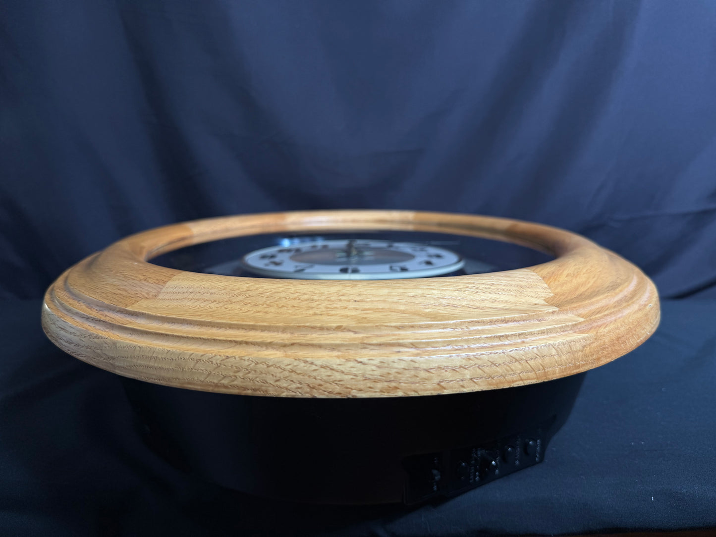 Rhythm "DWS Timecracker Oak" Moving Dial Magic Motion Musical Wooden Wall Clock with Popular Melodies - 4MH777-R07