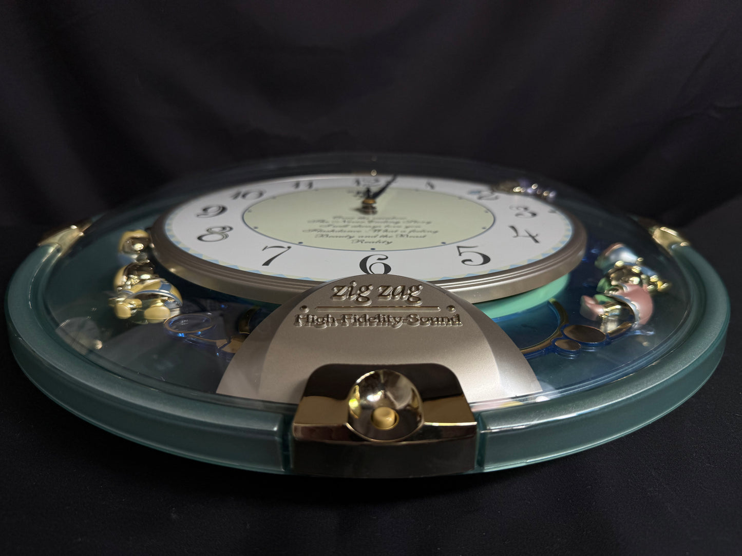 Seiko AM629M “Zig Zag Playground” Musical Decorative Pendulum Wall Clock from Japan