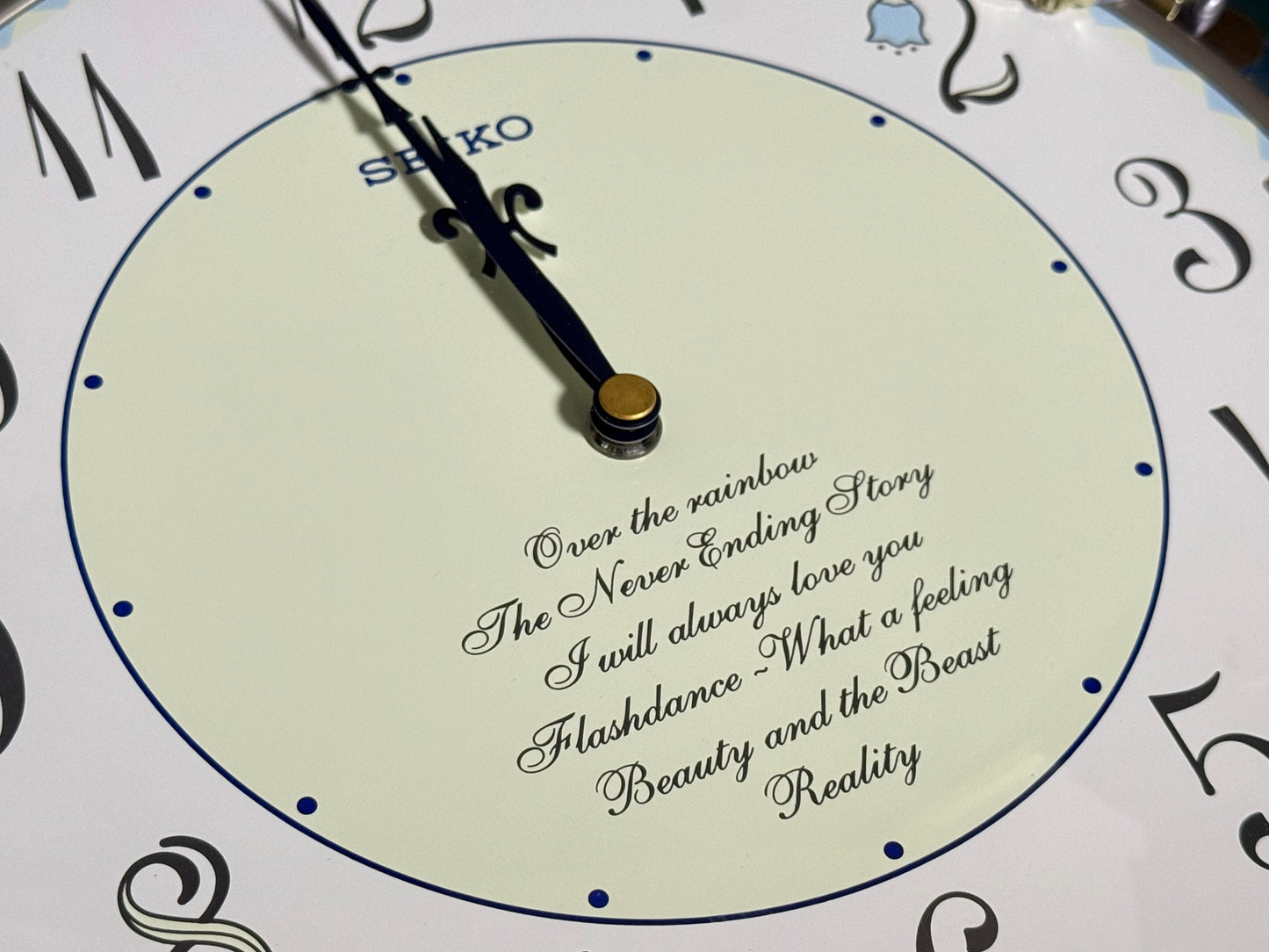 Seiko AM629M “Zig Zag Playground” Musical Decorative Pendulum Wall Clock from Japan