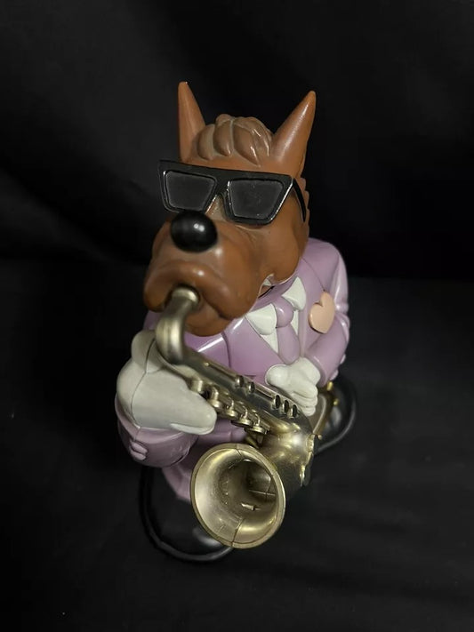 Rhythm "Dandy Wolf" Novelty Alarm Clock from Japan with Fun Alarm Sound - 4RE532RH12