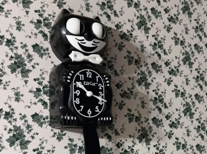 Kit-Cat Klocks