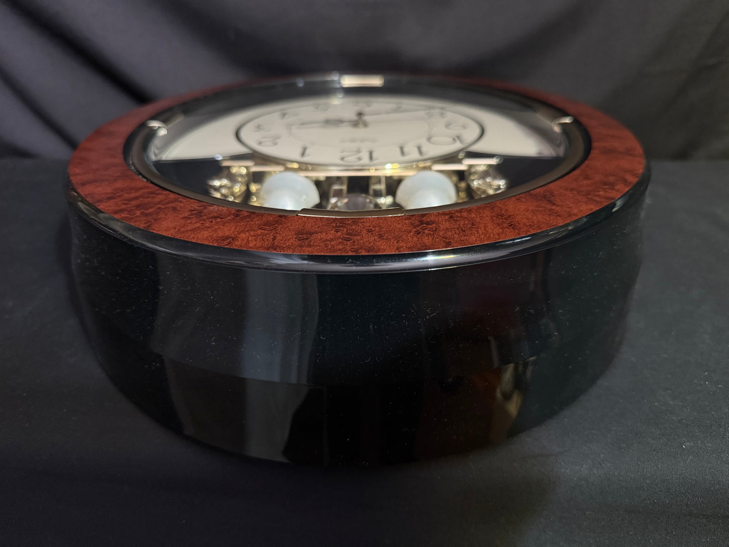 Rhythm "Small World Mènèt 2" Magic Motion Musical Wall Clock from Japan with Animated Figurines - 4MH690RH23