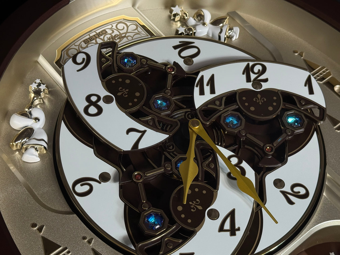 Seiko QXM491BRH "2013 Special Collector's Edition" Melodies in Motion Dancing Dial Musical Wall Clock with '70s Pop Music