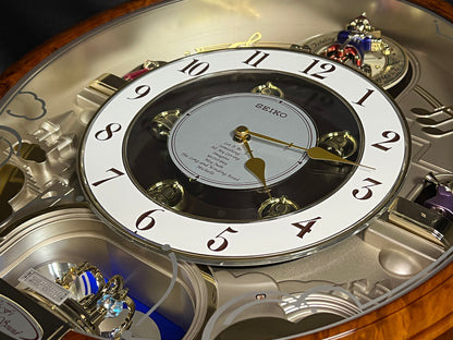 Seiko QXM134BRH "2005 Special Collector's Edition" Melodies in Motion Musical Moving Wall Clock with Music by The Beatles