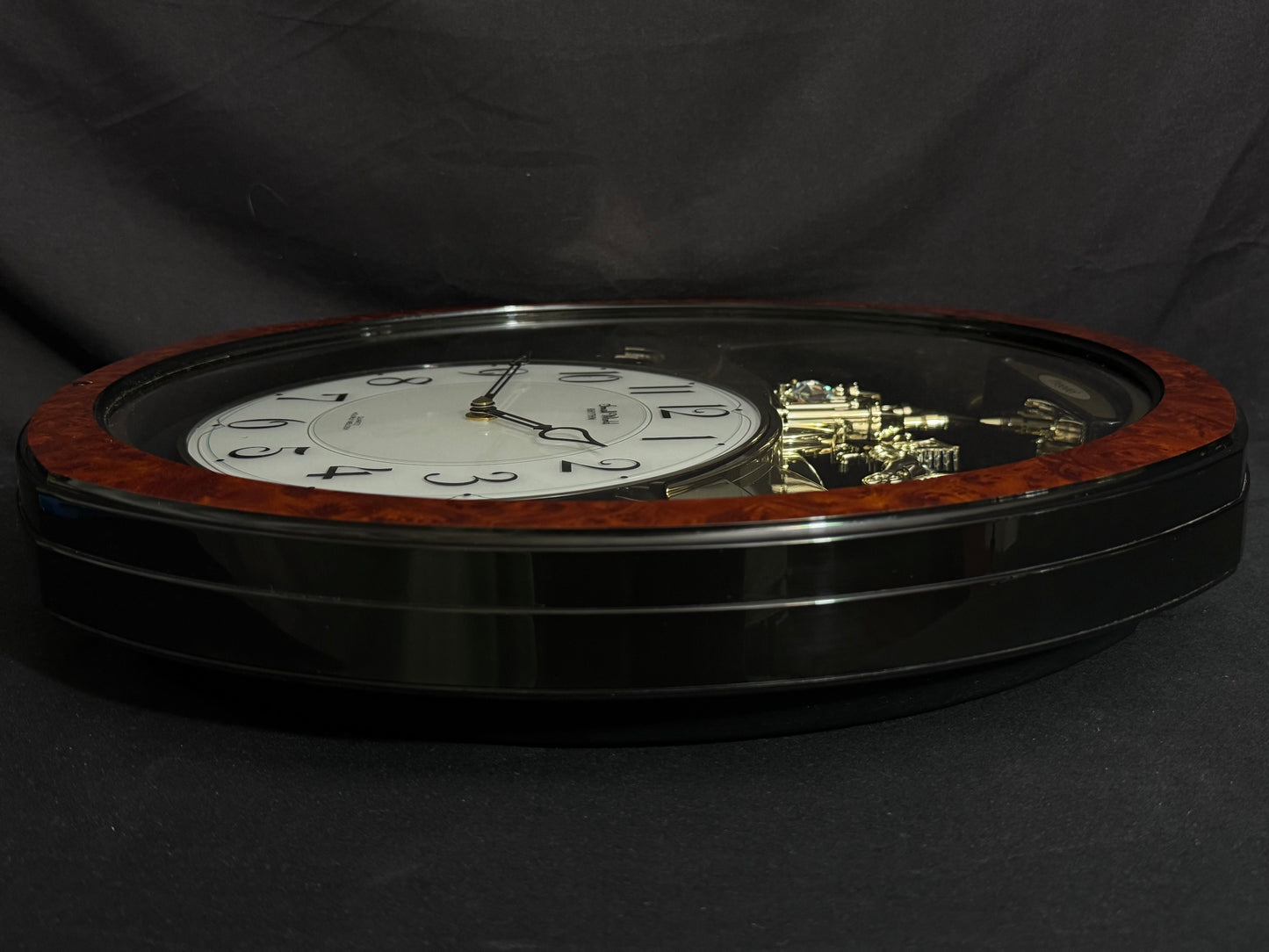 Rhythm "DWS Cinderella" Musical Motion Decorative Pendulum Wall Clock with Popular Melodies - 4MH762WR23