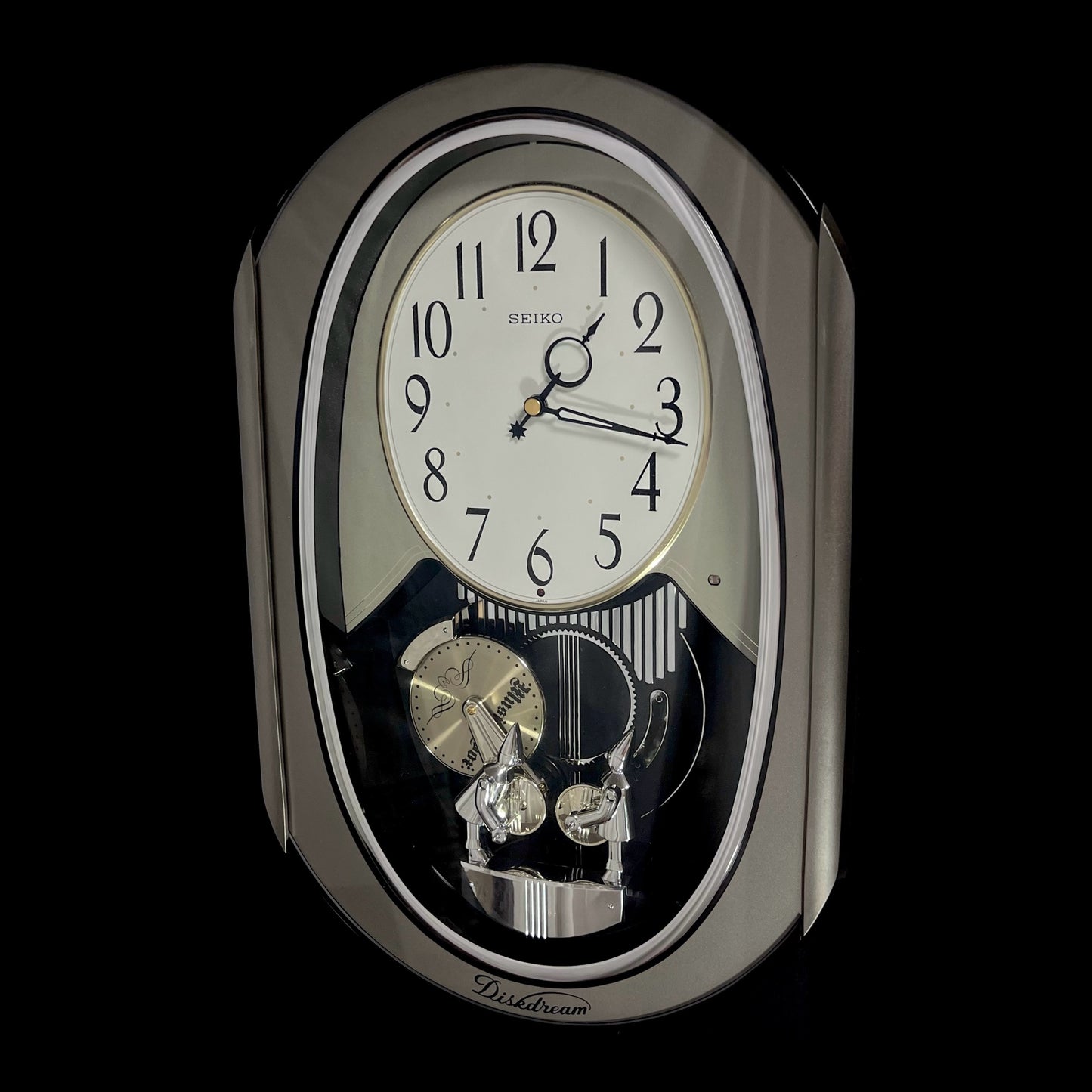 Seiko RE528S "Diskdream Music Box" Musical Motion Wall Clock from Japan with Moving Figurines
