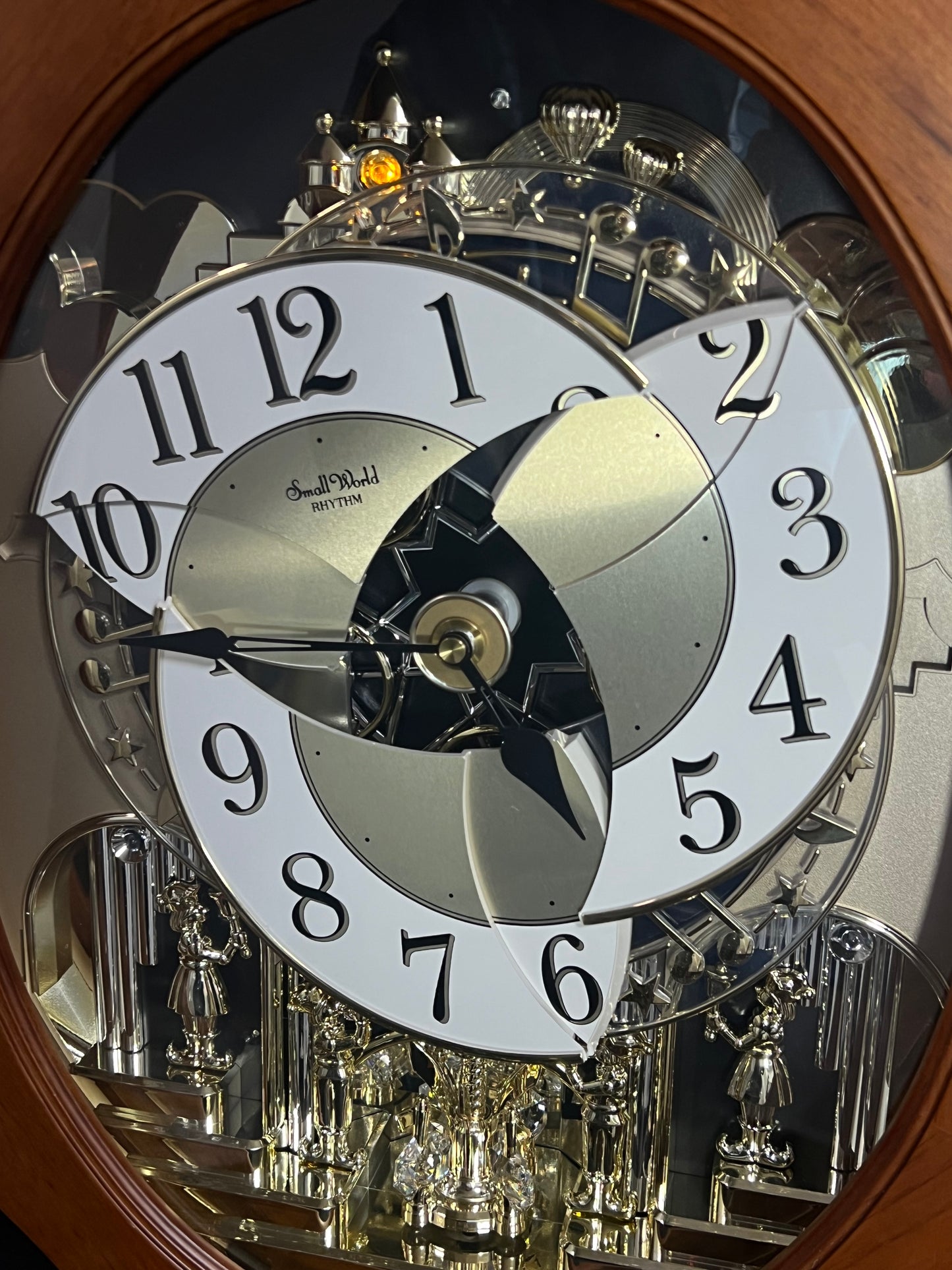 Rhythm "Nostalgia Legend" Moving Dial Magic Motion Musical Wooden Wall Clock with Music by The Beatles - 4MH832WB06