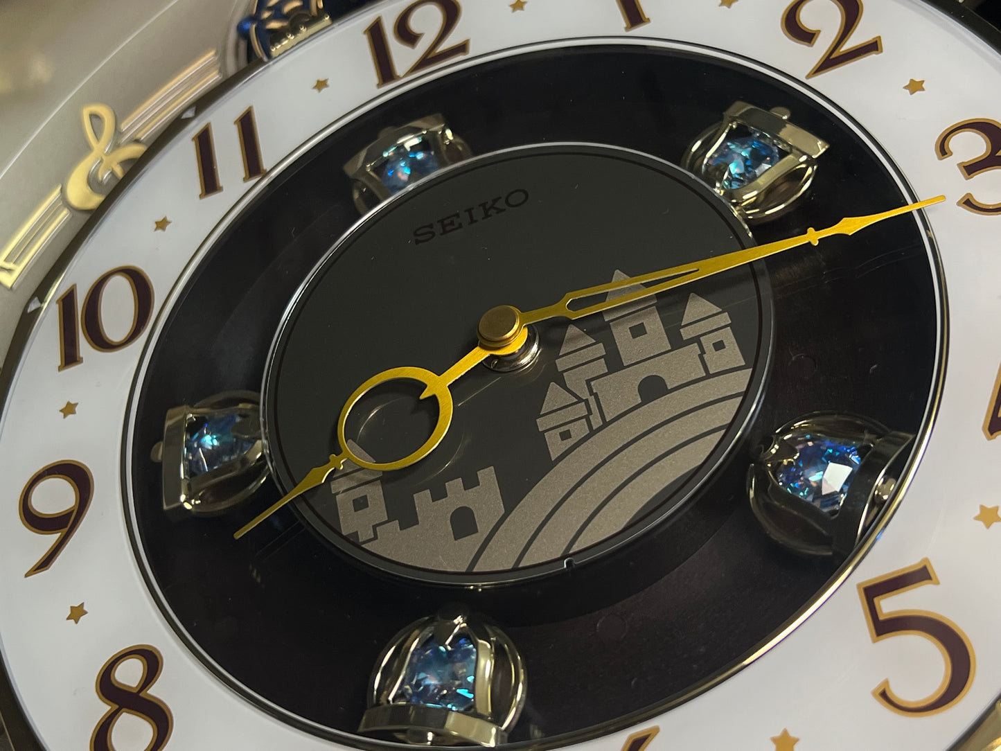 Seiko QXM160BRH “2008 Special Collector's Edition" Melodies in Motion Musical Moving Wall Clock with Music by The Beatles