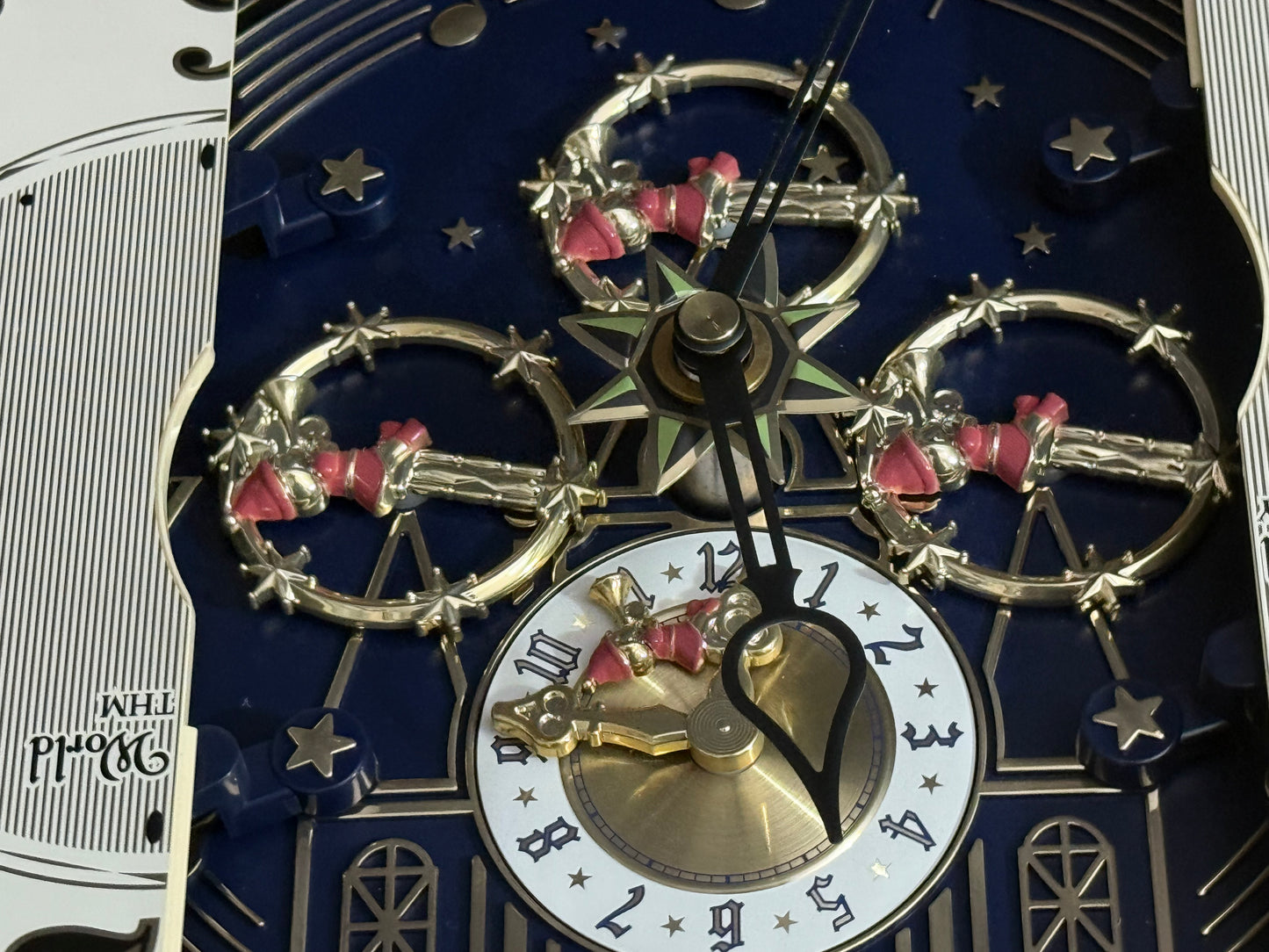 Rhythm "Timecracker Golden Oak" Moving Dial Magic Motion Musical Wooden Wall Clock with Popular Melodies - 4MH782-R07