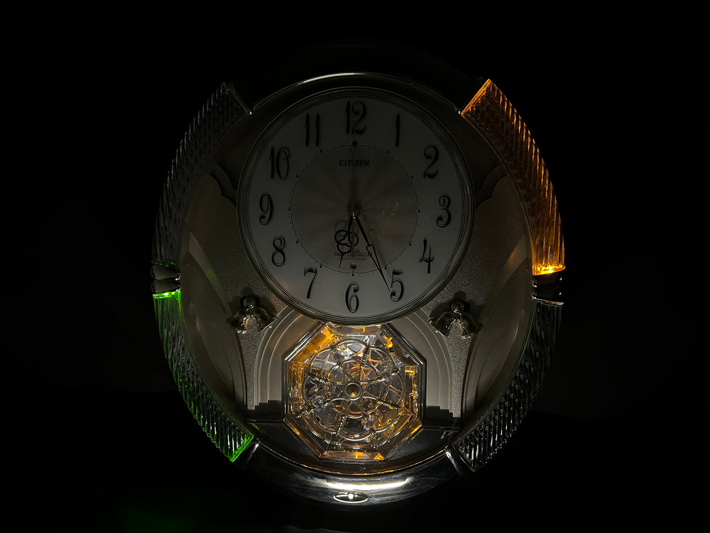 Citizen (Rhythm) "Pal Muse Lumière" Musical Motion Decorative Pendulum Wall Clock from Japan with LED Light Show - 4MN430-018