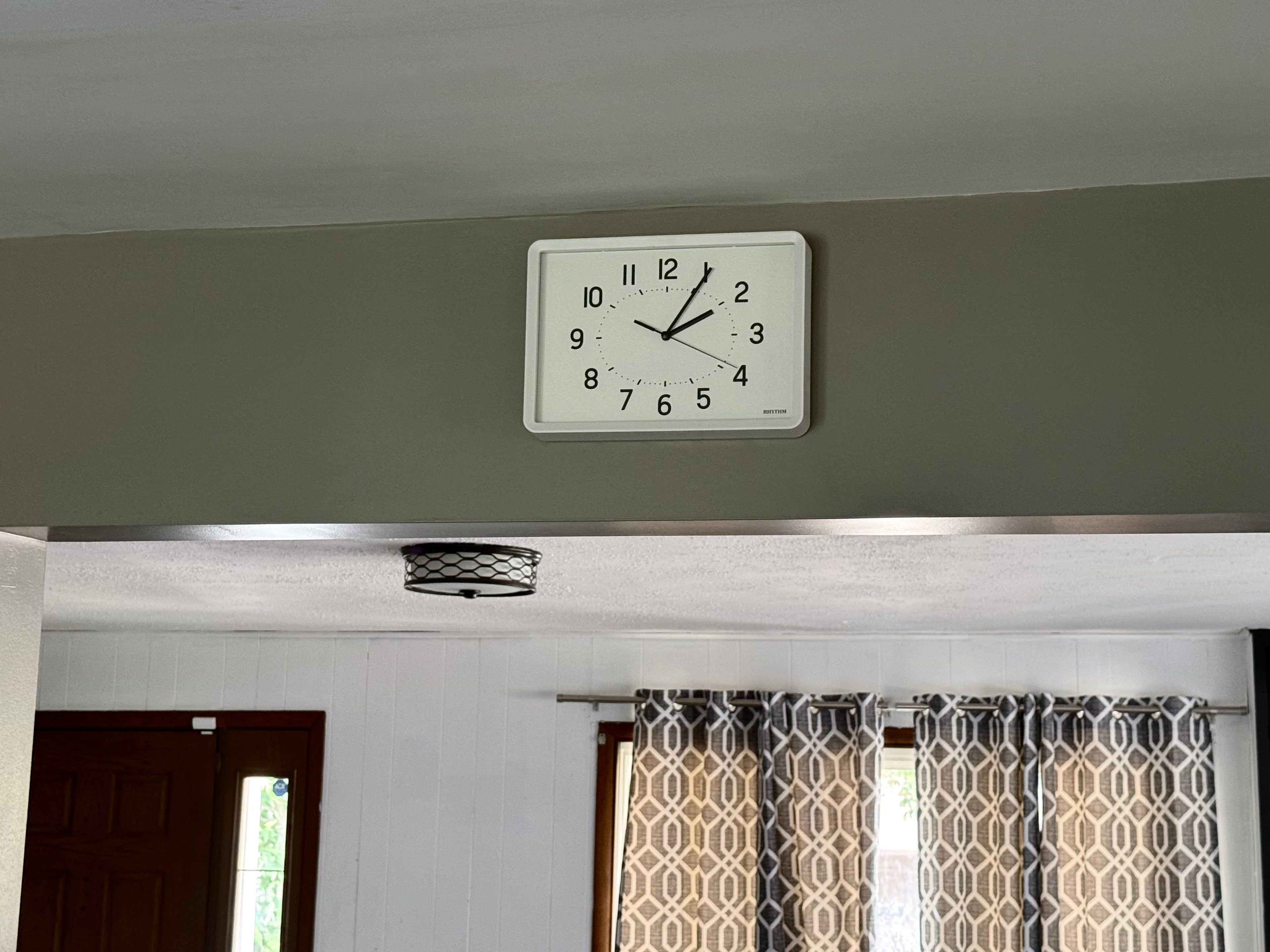 Rhythm “Tanjun” Modern Wall or Table Clock with Quiet Sweep Second Hand - 8MG815SR03