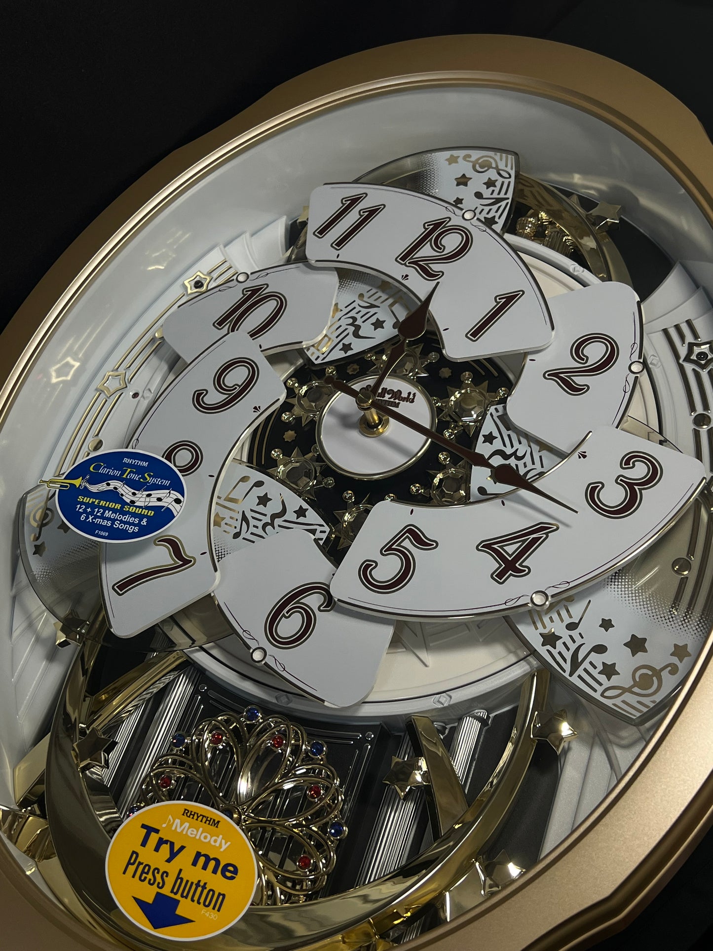 Rhythm “Marvelous” Magic Motion Musical Wall Clock with Moving Dial - 4MH842WD18