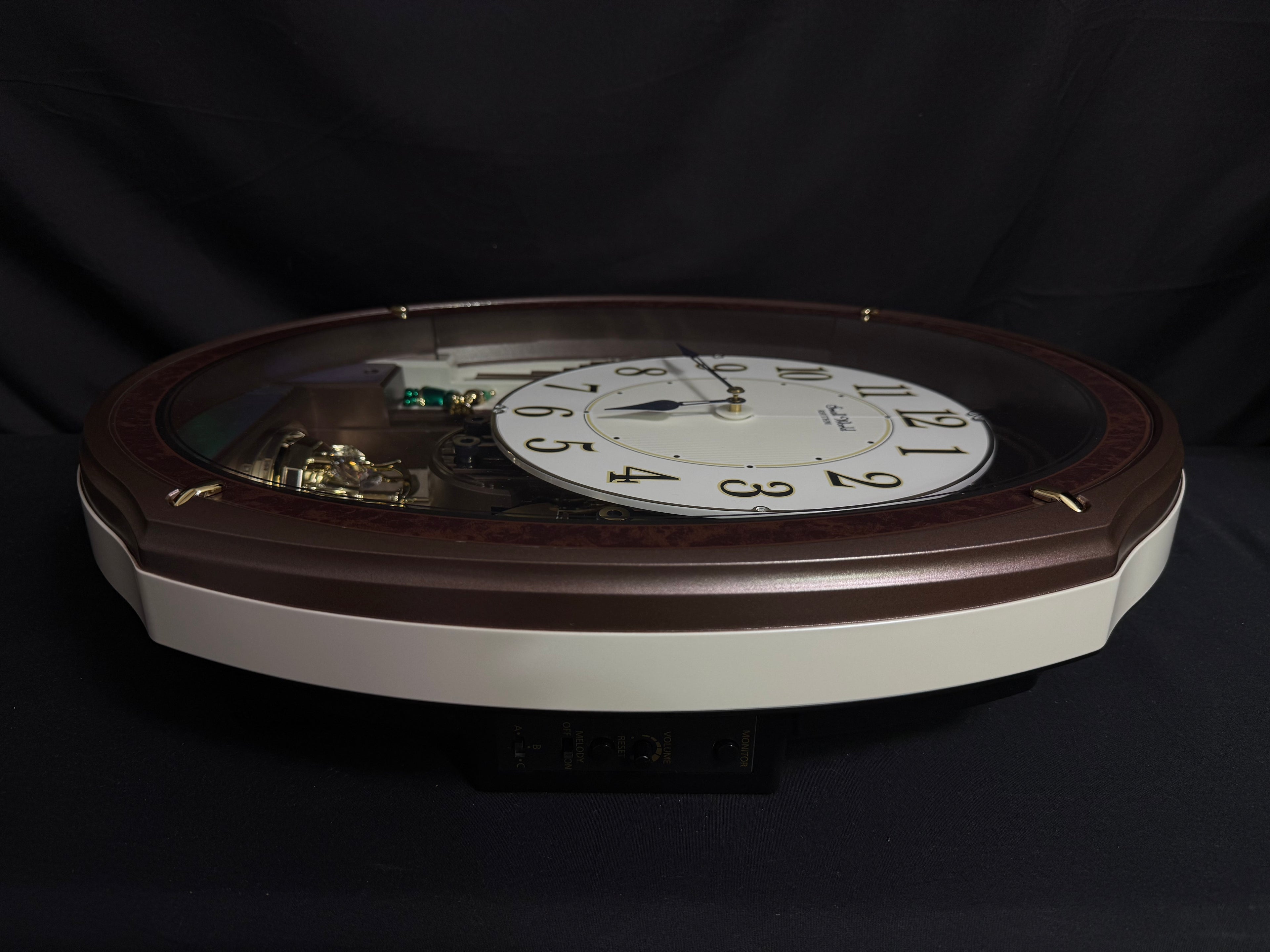Rhythm "Harmony Blessing" Moving Dial Magic Motion Musical Wall Clock - 4MH423WR23