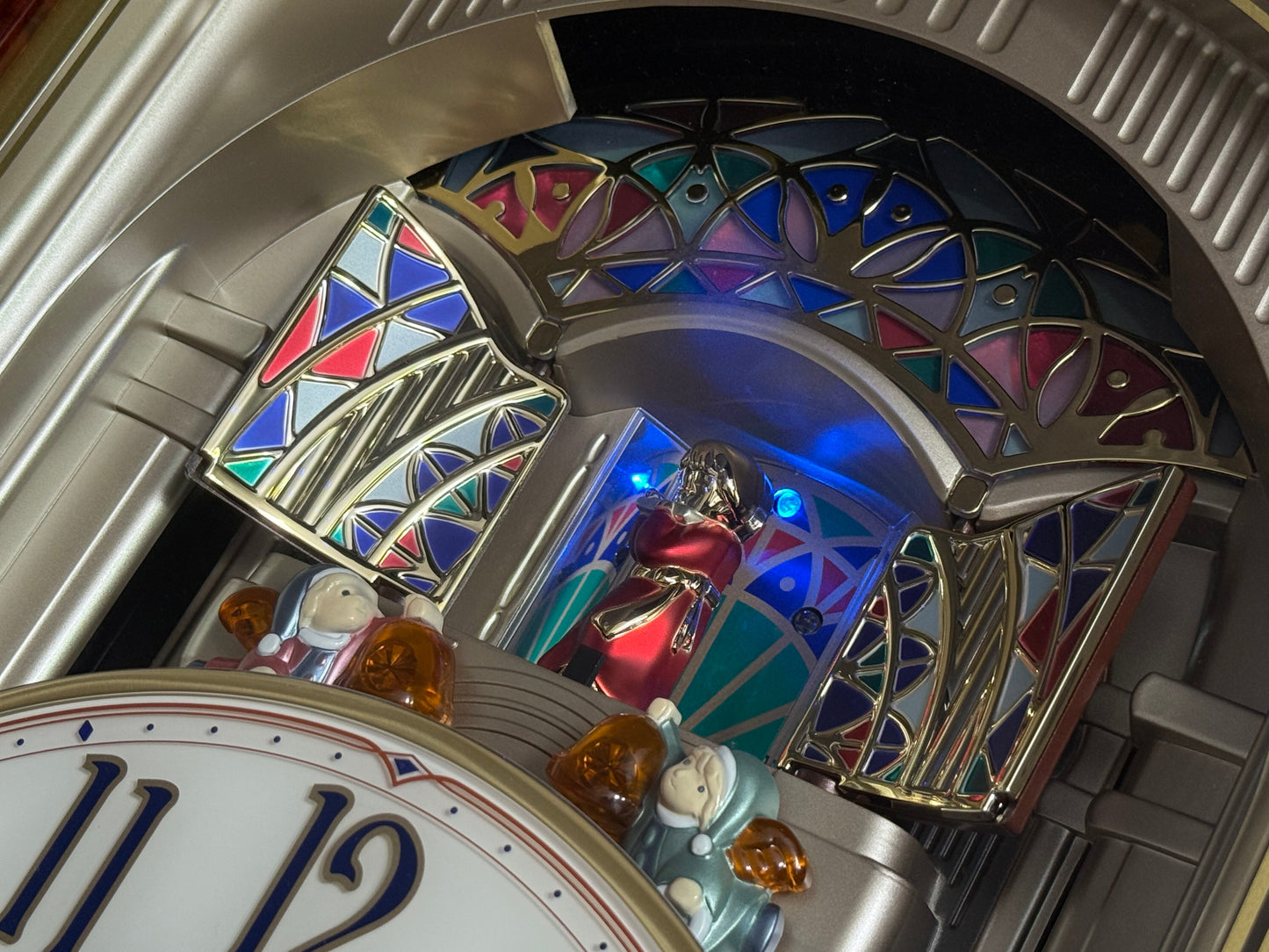 Seiko QXM123BRH "Broadway Showtunes Dropping Dial" Melodies in Motion Musical Moving Wall Clock with Popular Melodies