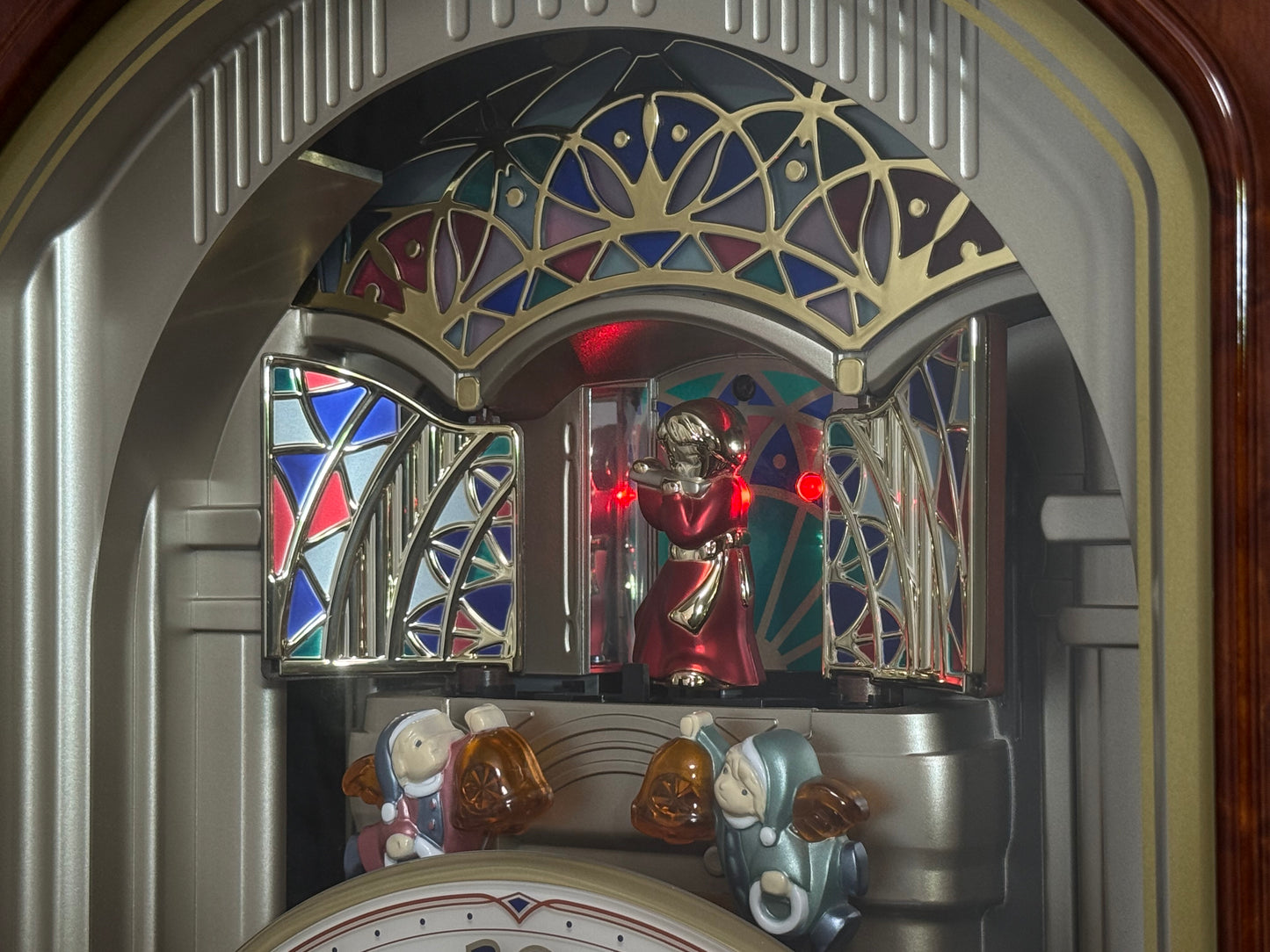 Seiko QXM123BRH "Broadway Showtunes Dropping Dial" Melodies in Motion Musical Moving Wall Clock with Popular Melodies