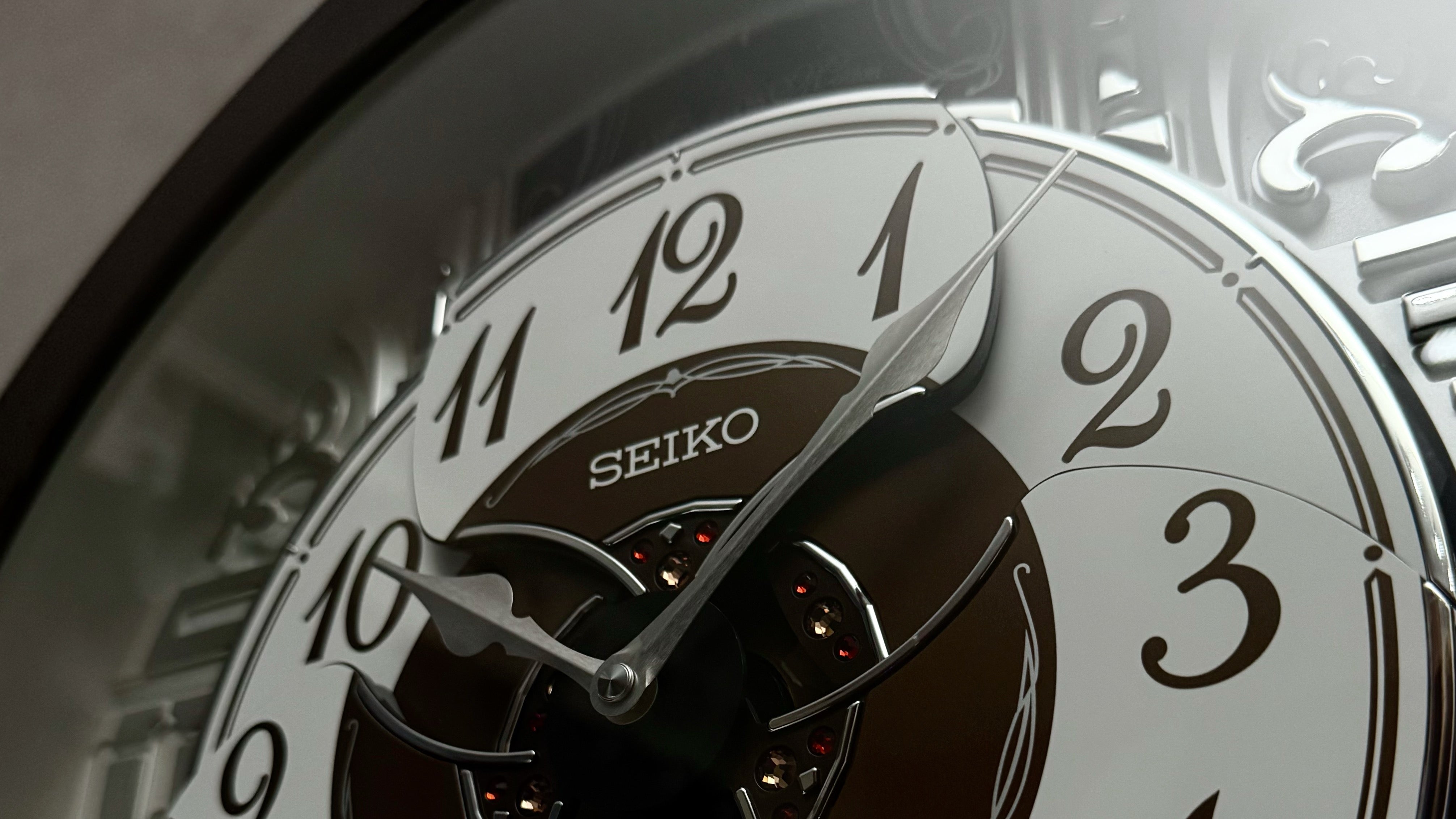 Melodies in Motion Clocks – Timeless Moments Clocks